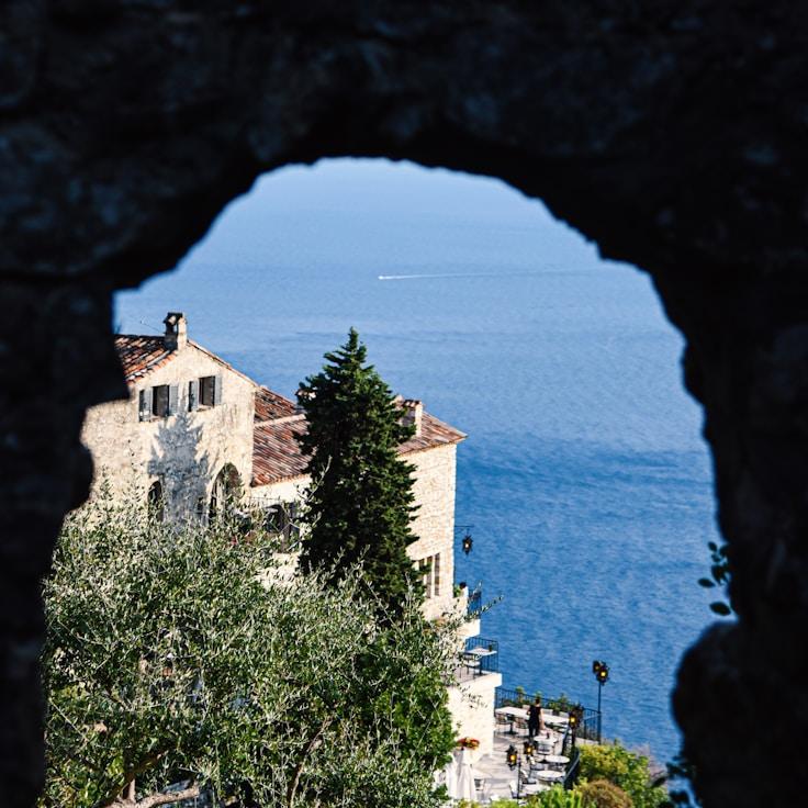 Family terraces and cafés for calm evenings in Washington